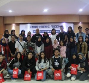 69-bimbel-gambar-online-seni-rupa-desain-seminar-informasi-pendidikan-pengenalan-fsrd-itb-dan-prospek-kerjanya